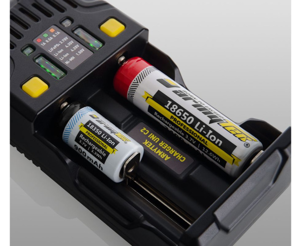 Универсальное зарядное устройство Armytek Uni C2 Plug Type C