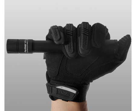 Фонарь Armytek Partner C4 XP-L (белый свет)