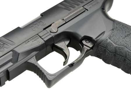 Страйкбольный пистолет Walther PPQ Navy Kit спринг