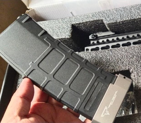 Страйкбольный автомат  BCM F8 M-LOK 13.5 INCH EC-332-13.5-UP [ East Crane ] 
