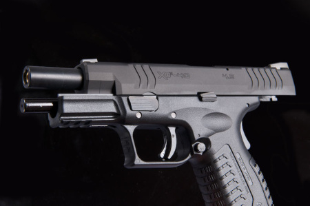 Страйкбольный пистолет Tokyo Marui XDM.40 (GBB) TM-XDM.40-RAIL