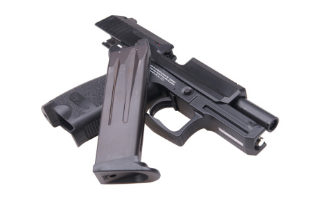 Страйкбольный пистолет H&K USP Compact