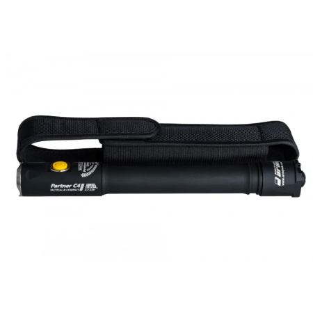 Фонарь Armytek Partner C4 Pro v3 XHP35 (белый свет)