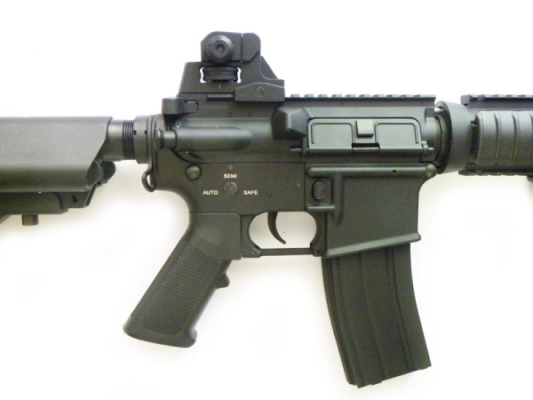 DiBoys Модель винтовки M4 CQB (Metal Body)