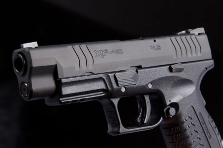 Страйкбольный пистолет Tokyo Marui XDM.40 (GBB) TM-XDM.40-RAIL