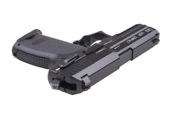 Страйкбольный пистолет H&K USP Compact