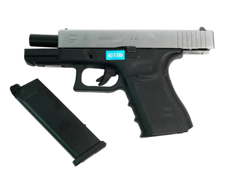 Страйкбольный пистолет WE Glock-19 Gen.4 Silver, сменные накладки WE-G003B-SV