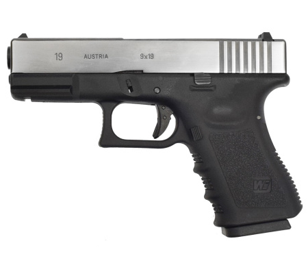 Страйкбольный пистолет WE Glock 19 Gen. 3 GBB, металл, хромированный WE-G003A-SV