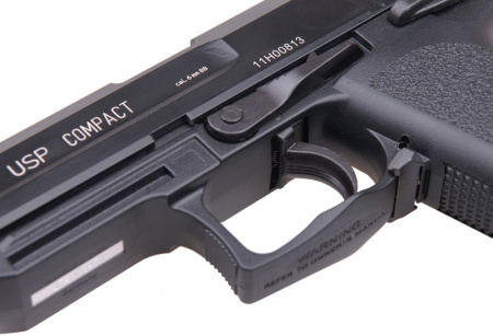 Страйкбольный пистолет H&K USP Compact
