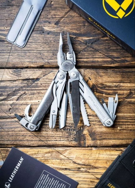 Мультитул Leatherman Surge NEW Multitool Stainless